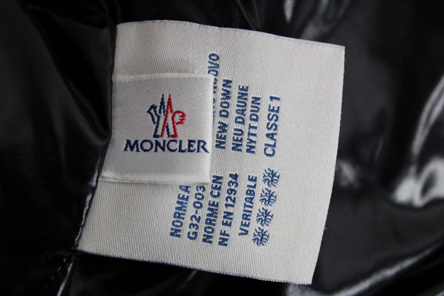 MONCLER LISERE PUFFER DOWN JACKET LARGE