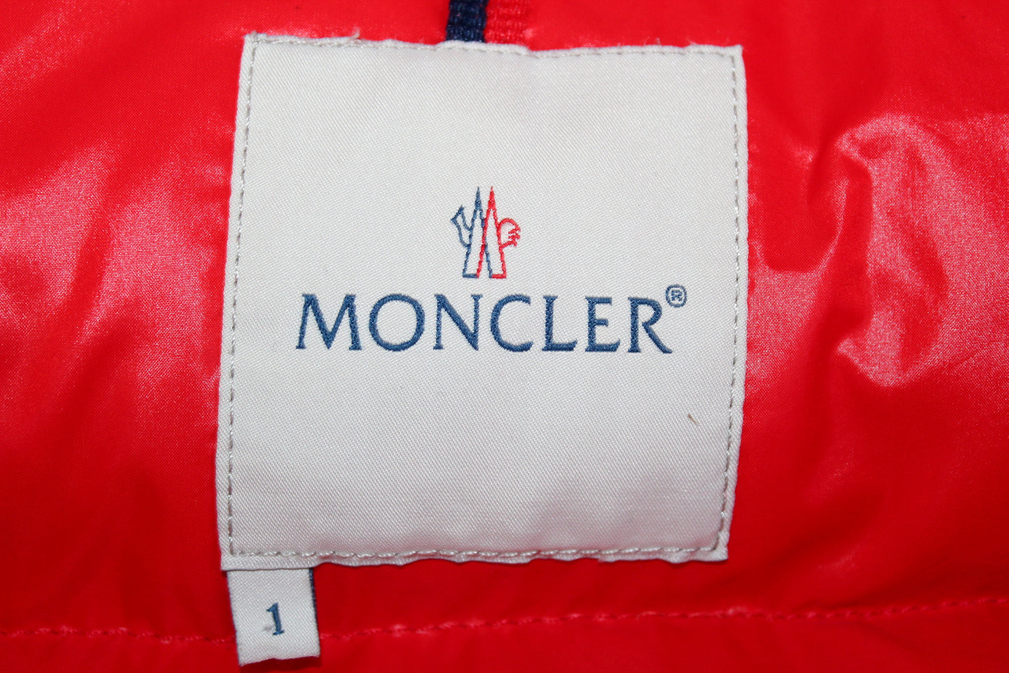 MONCLER PUFFER DOWN JACKET SMALL