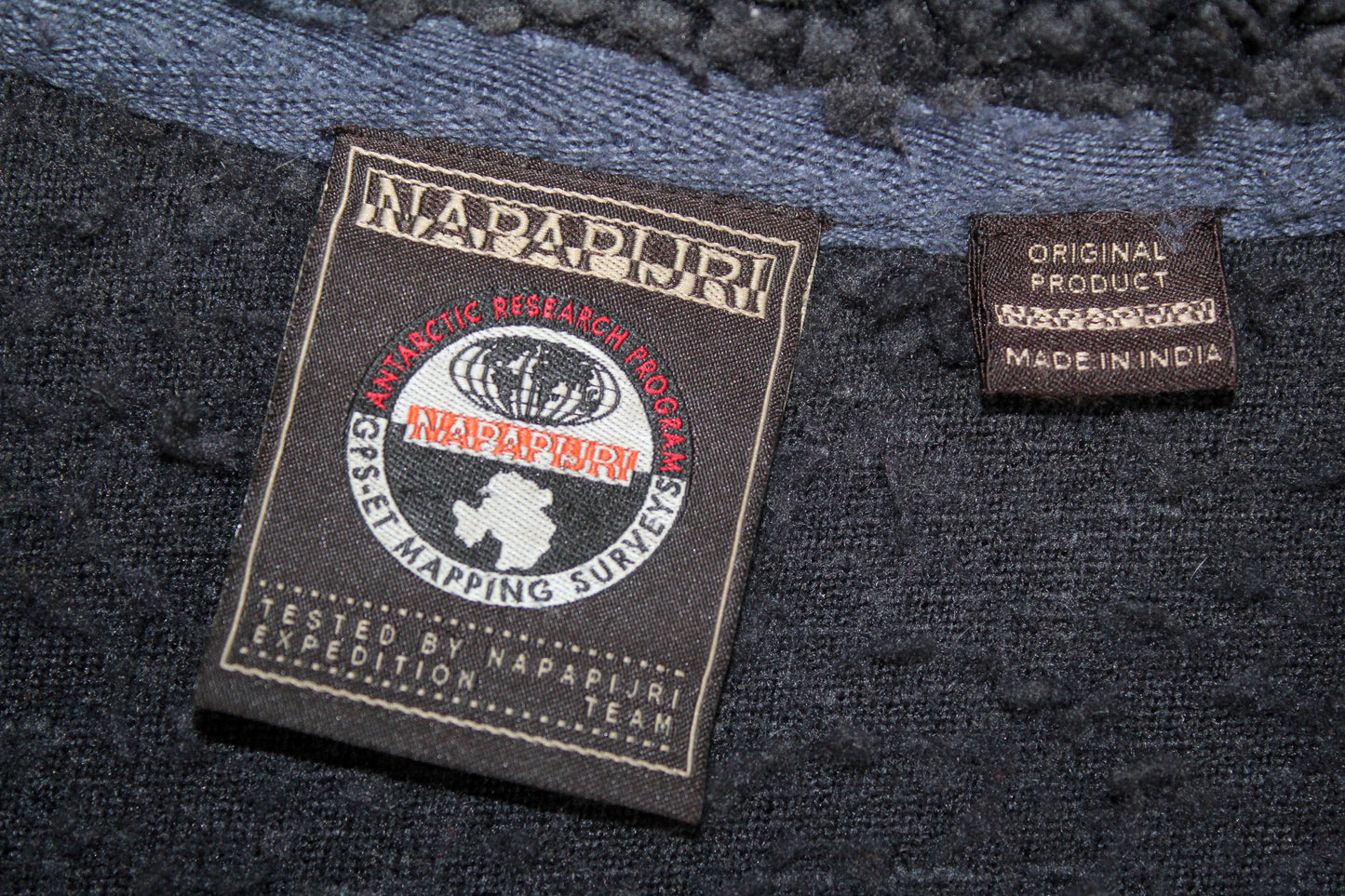 NAPAPIJRI VINTAGE FLAG LOGO SHERPA FLEECE SWEATSHIRT XL