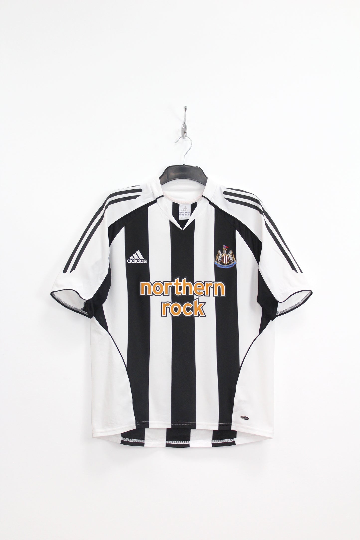 NEWCASTLE UNITED 2005-2007 HOME FOOTBALL SHIRT MEDIUM