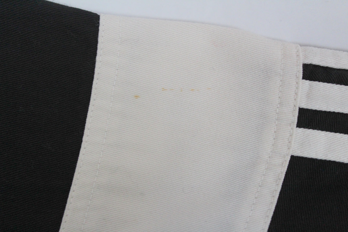 ADIDAS VINTAGE NEWCASTLE UNITED 2000-01 DRILL TOP MEDIUM