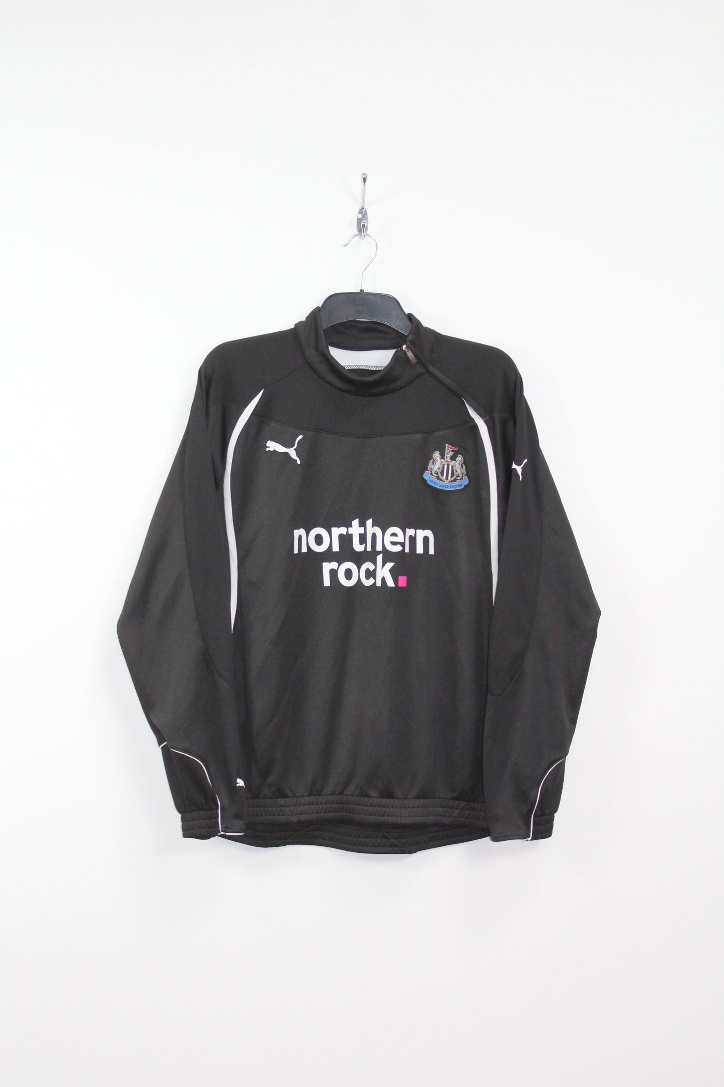 NEWCASTLE UNITED  2010-2011 PUMA TRAINING SWEATSHIRT LARGE