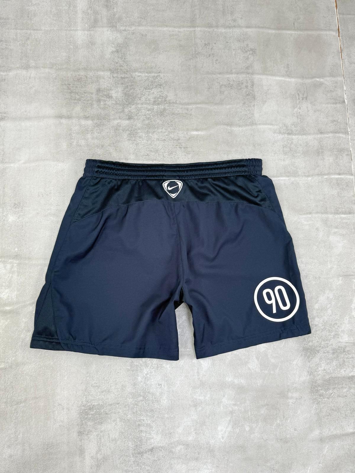 VINTAGE NIKE TOTAL 90 SHORTS MEDIUM