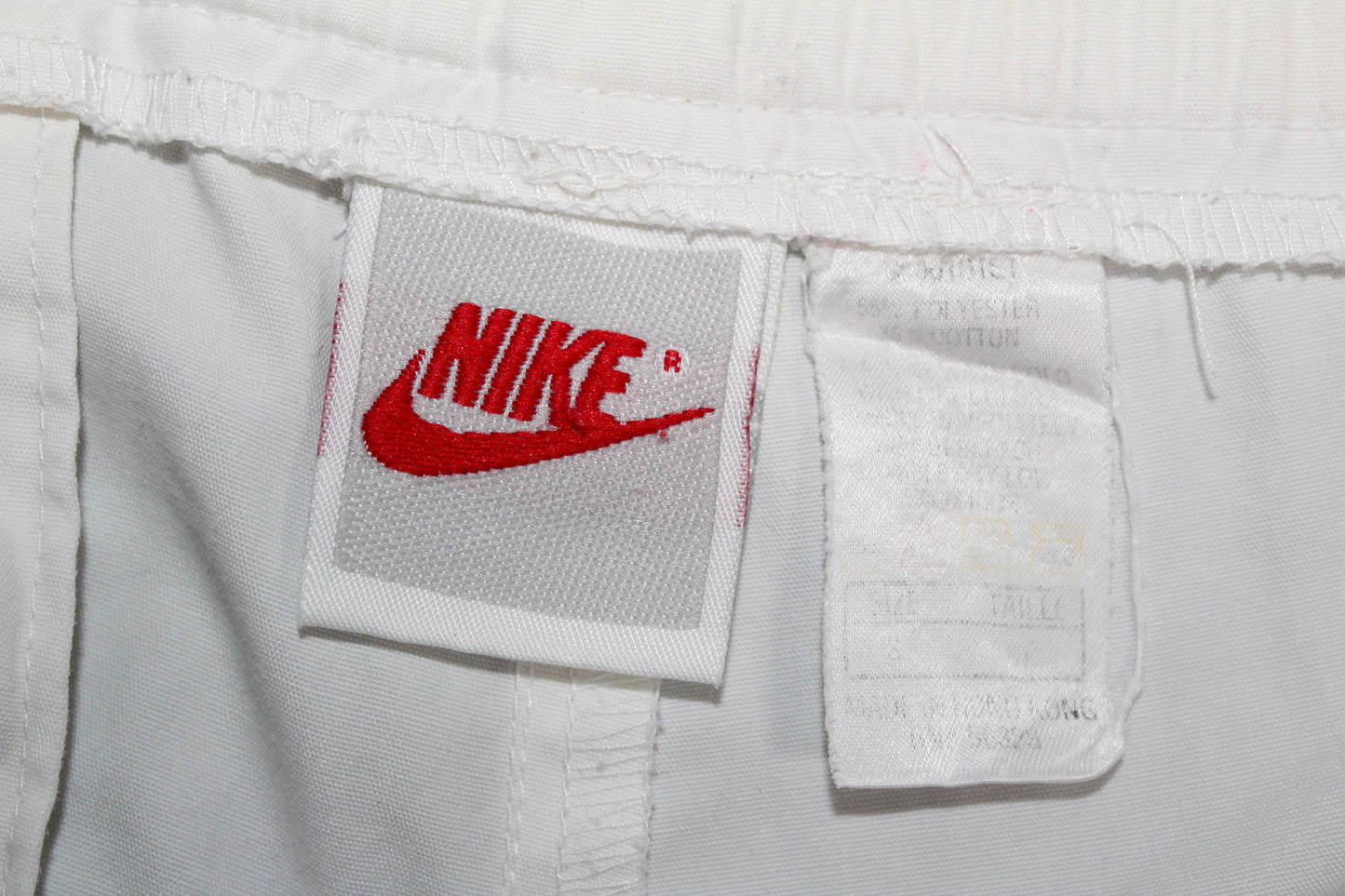 NIKE 90'S VINTAGE JIM COURIER AUSTRALIAN OPEN 1992 TENNIS SHORTS SMALL