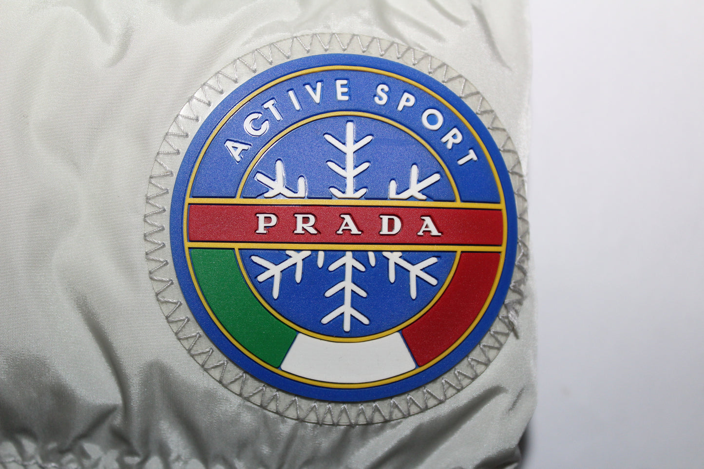 PRADA 90'S VINTAGE PUFFER DOWN SKI JACKET SMALL (WOMEN'S)