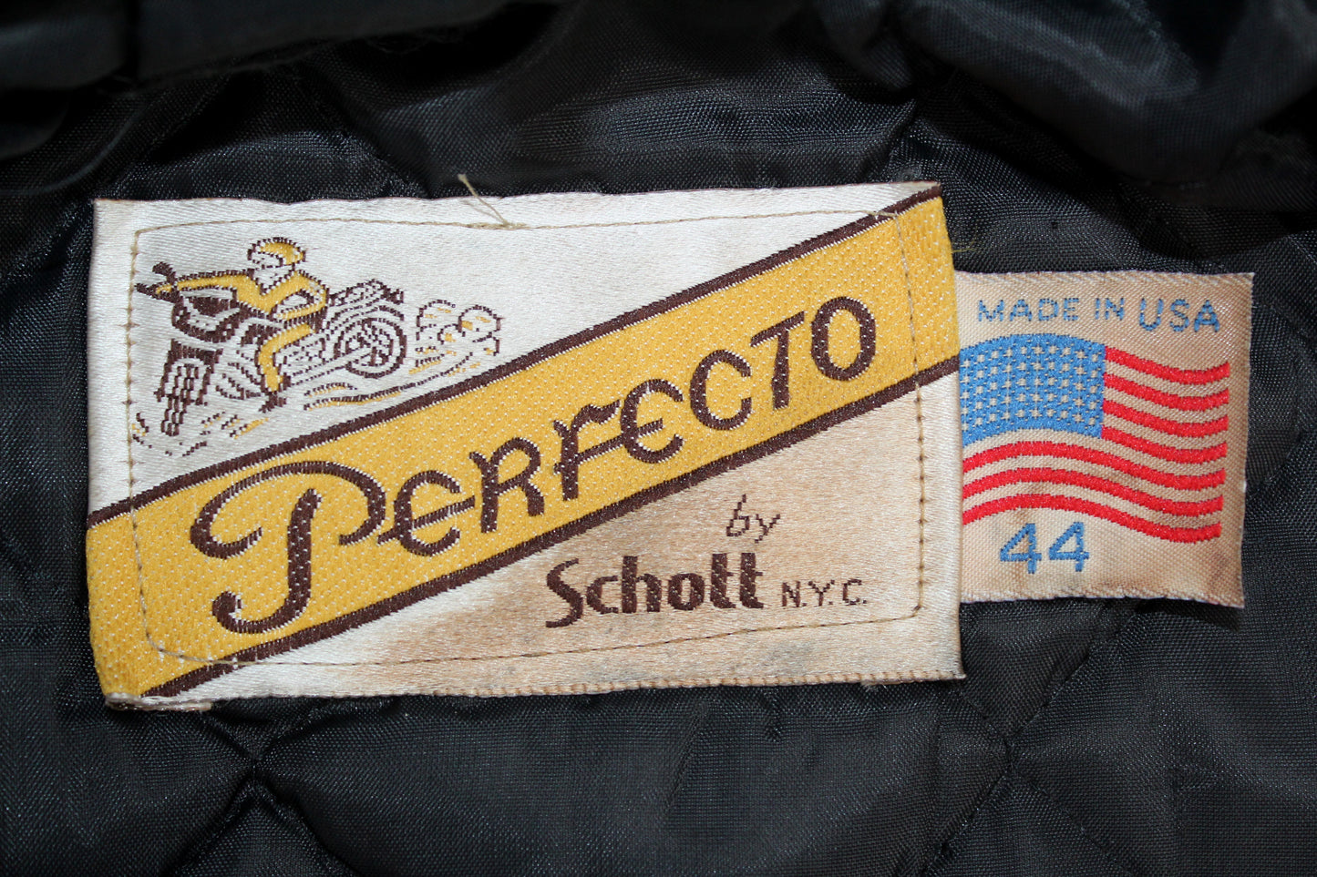 SCHOTT NYC PERFECTO 90'S VINTAGE DOUBLE RIDERS MOTORCYCLE LEATHER JACKET MEDIUM