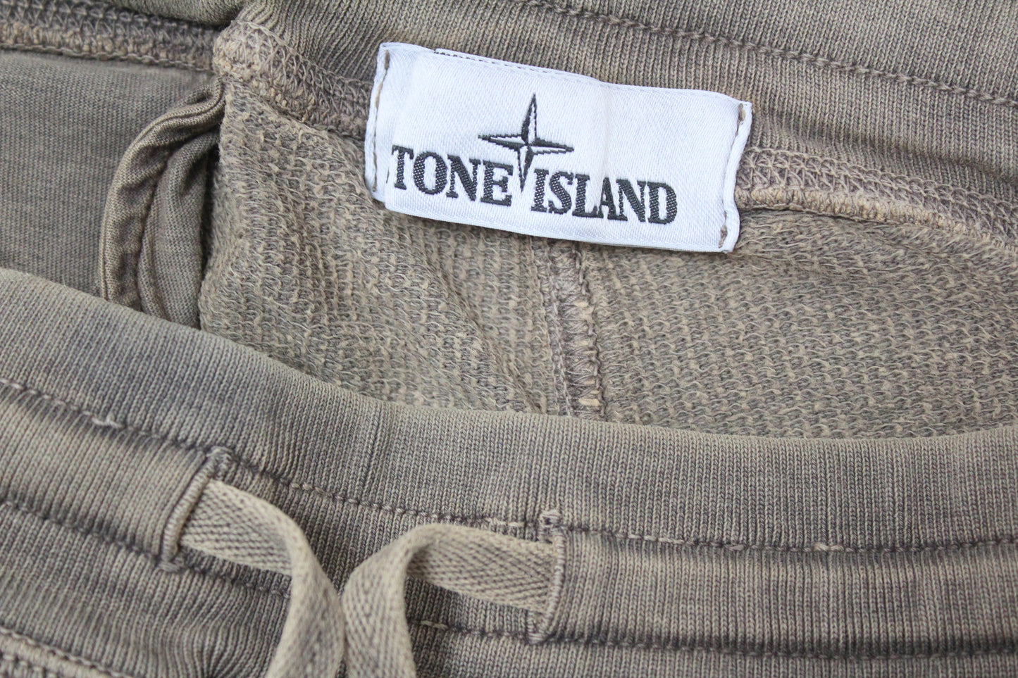 STONE ISLAND SS 2014 CARGO SHORTS SMALL