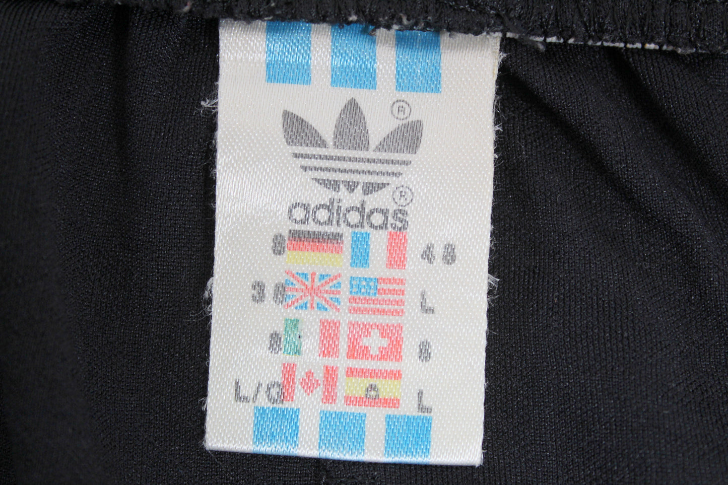 ADIDAS VINTAGE GERMANY WORLD CUP 1994 HOME FOOTBALL SHORTS XL
