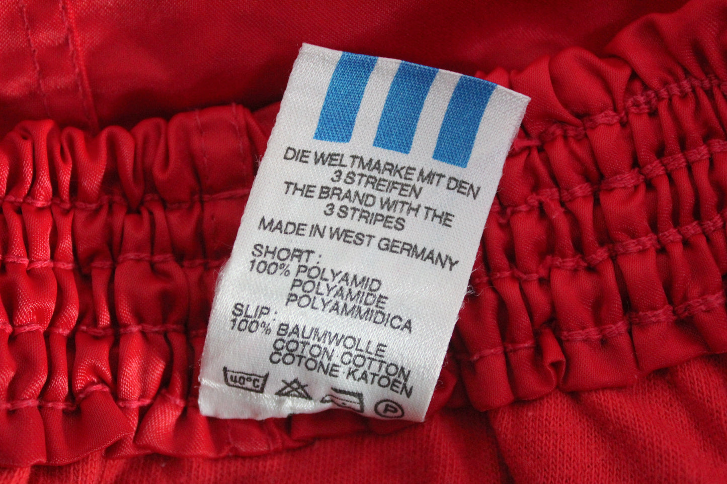 ADIDAS FIRST 80'S VINTAGE SHINY RUNNING SPRINTER NYLON SHORTS D3 SMALL