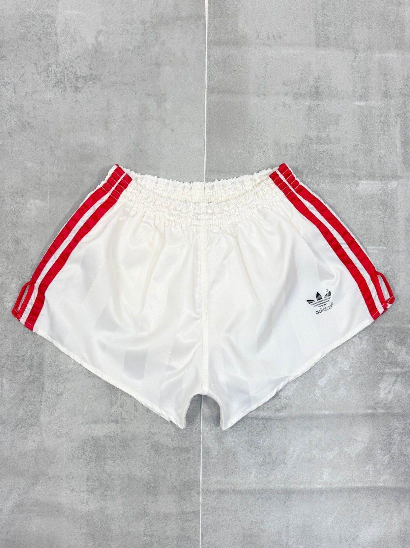 ADIDAS 80'S VINTAGE SHINY RUNNING SPRINTER NYLON SHORTS D5 MEDIUM