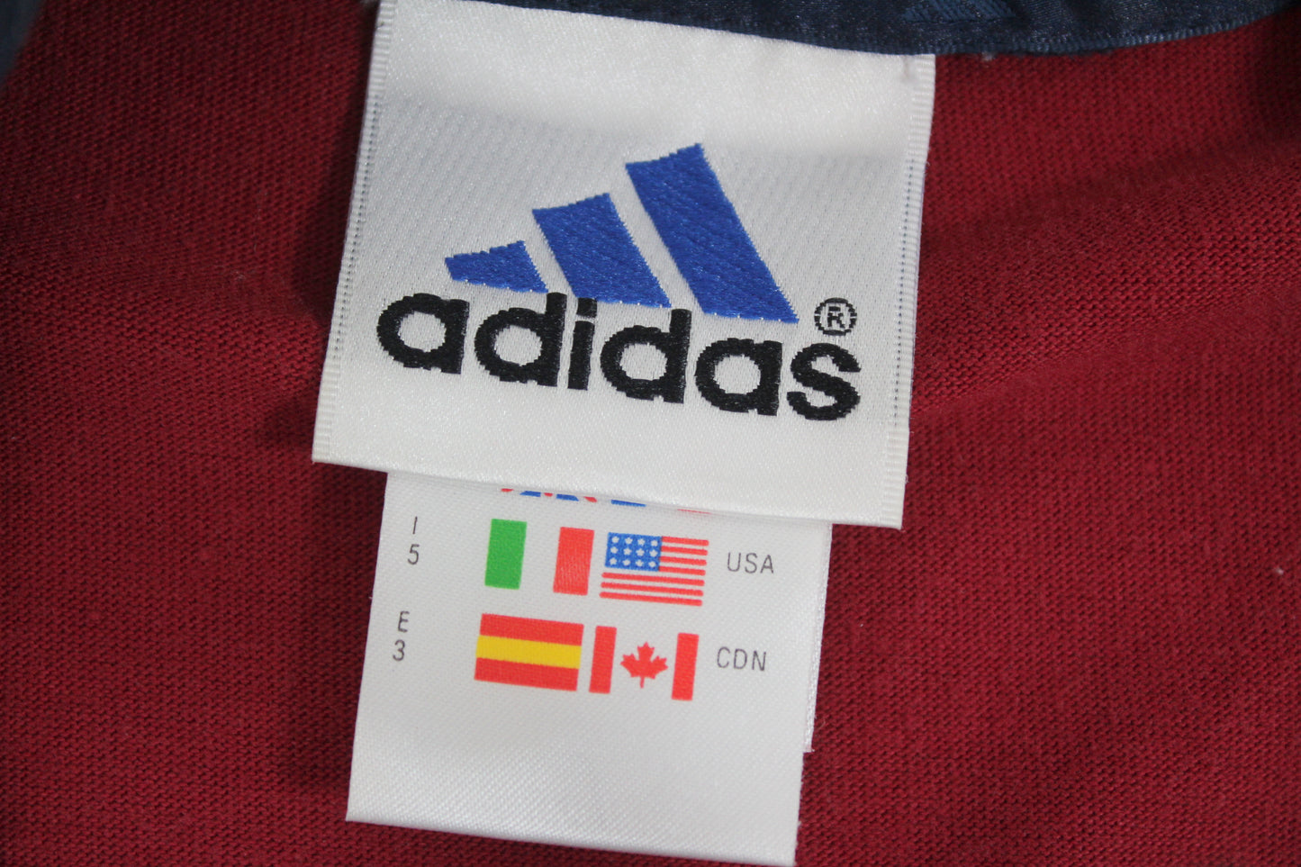VINTAGE SPAIN WORLD CUP 2002 ADIDAS TRAINING FOOTBALL SHIRT MEDIUM