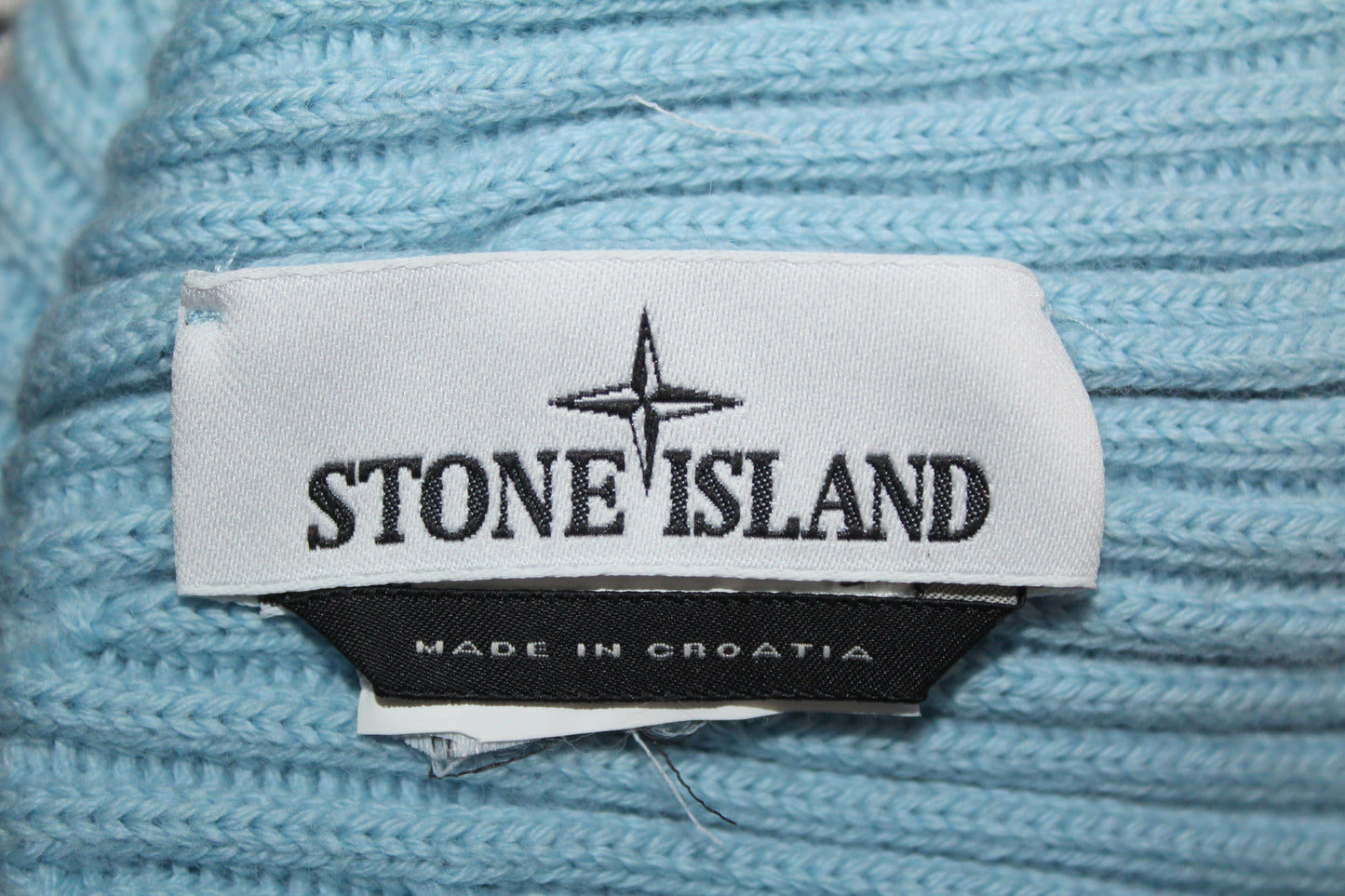 STONE ISLAND LOGO-APPLIQUED WOOL RIBBED BEANIE