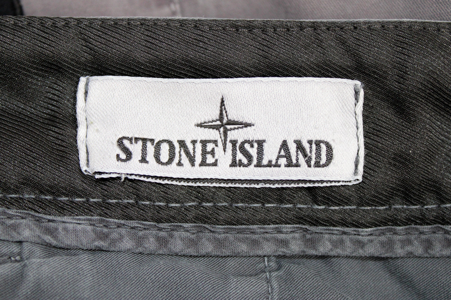 STONE ISLAND TYPE RE-T CARGO TROUSERS W 30" x L 30"