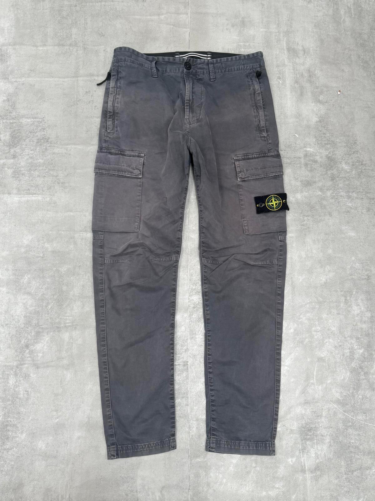 STONE ISLAND TYPE RE-T CARGO TROUSERS W 30" x L 30"