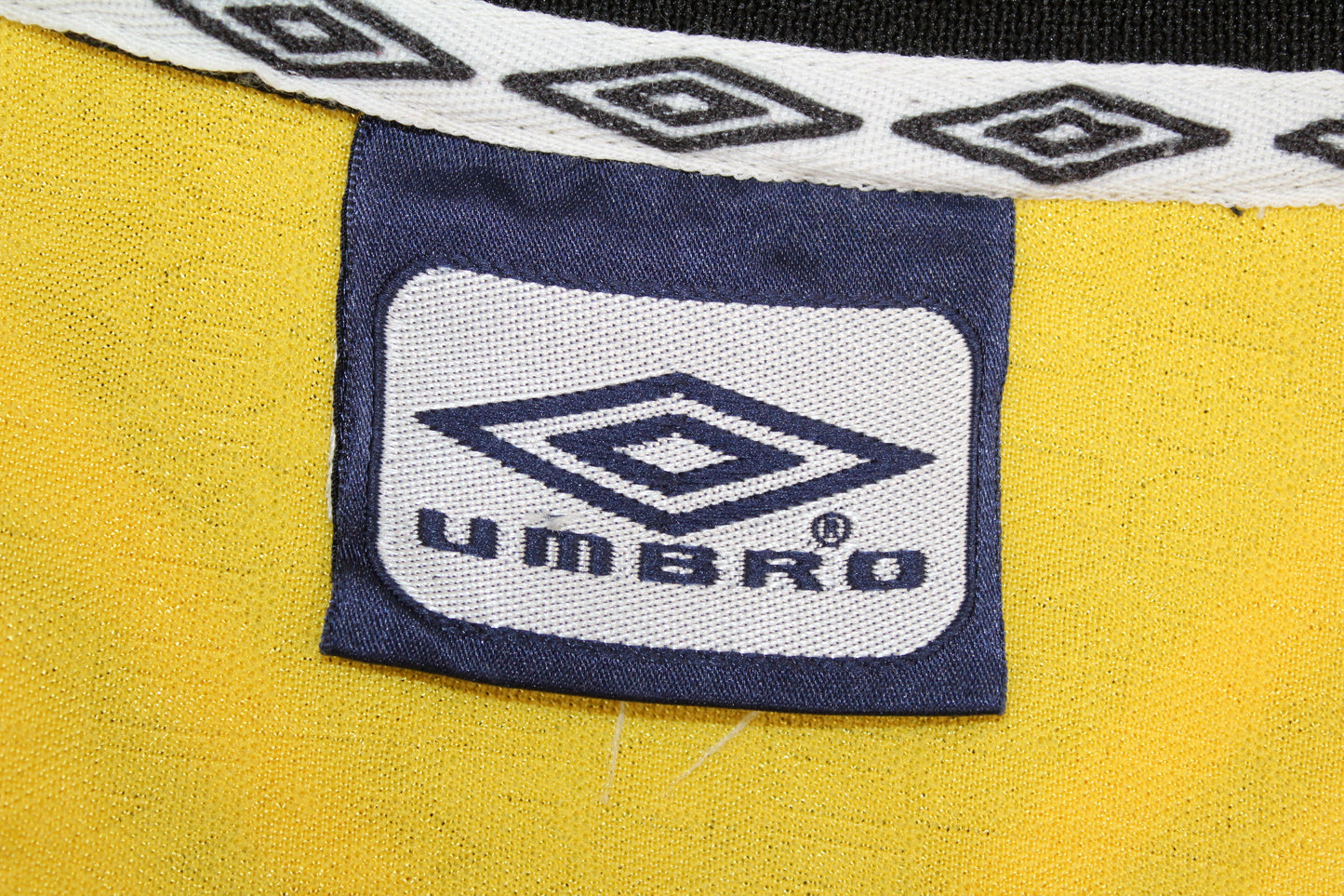 VINTAGE UMBRO TEMPLATE FOOTBALL SHIRT XL