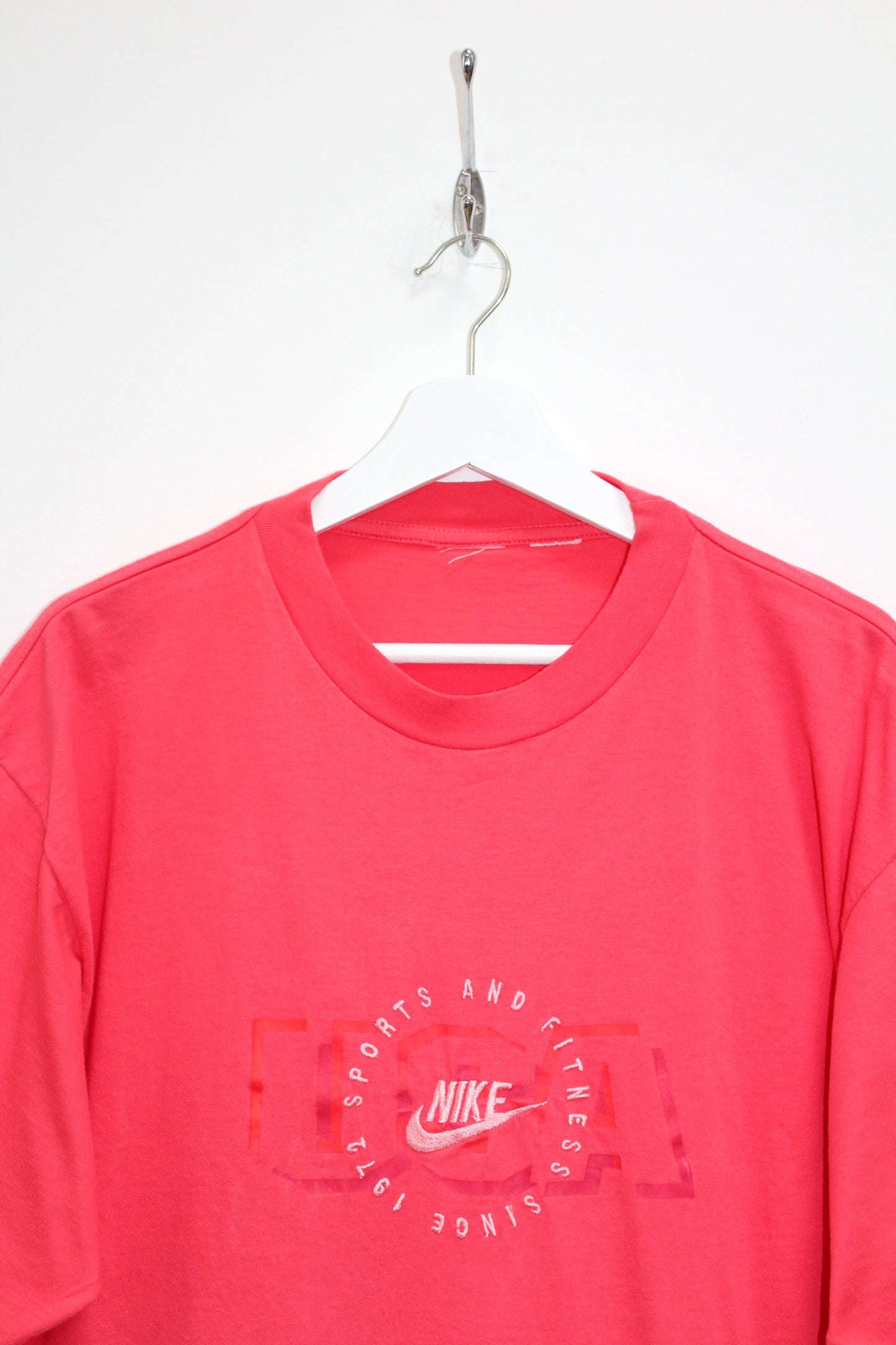 NIKE USA SPORT AND FITNESS 90'S VINTAGE T-SHIRT LARGE