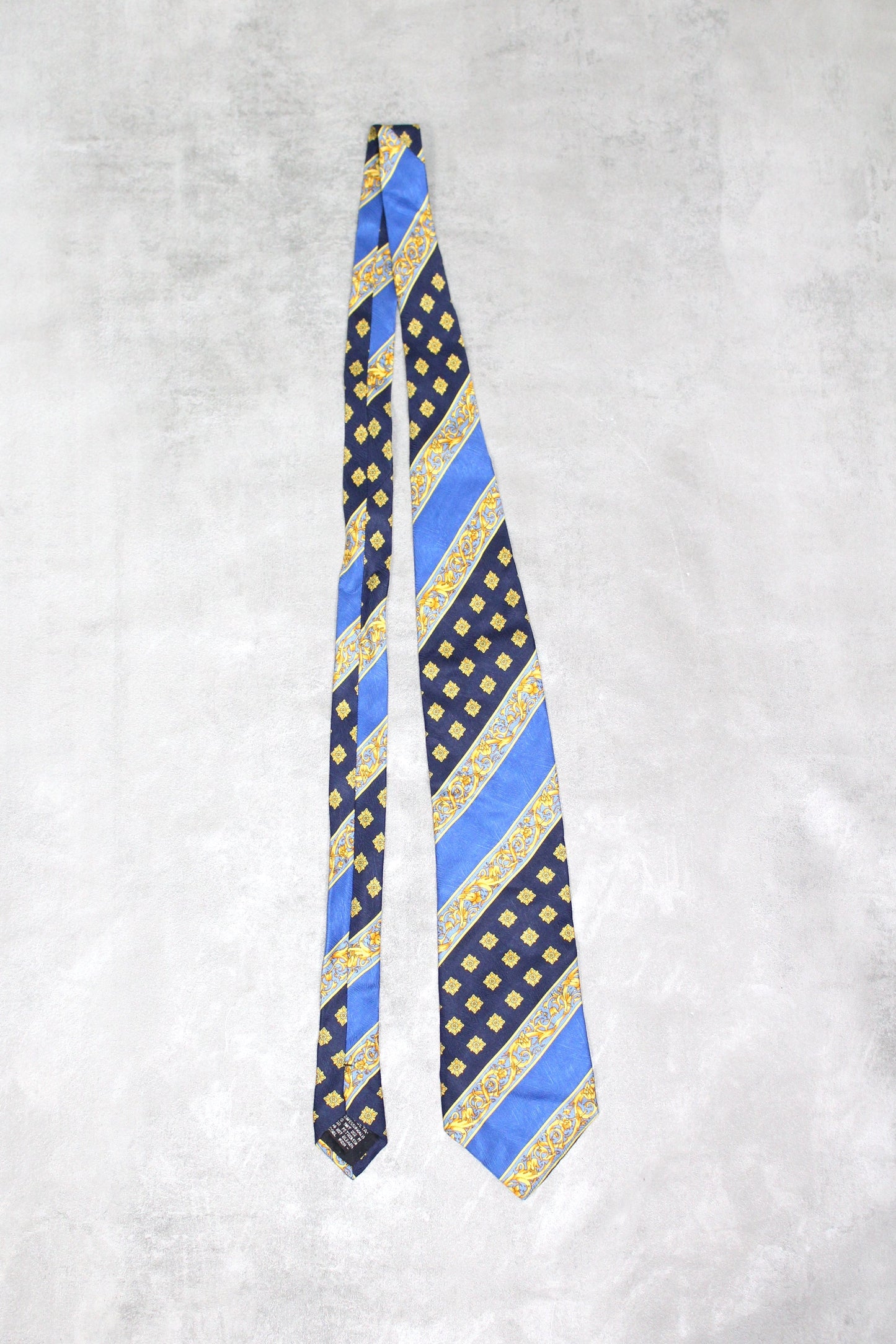 VINTAGE GIANNI VERSACE BAROQUE PATTERN SILK TIE