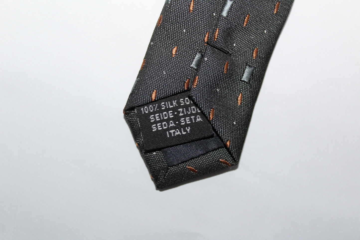 VINTAGE GIANNI VERSACE GEOMETRIC PATTERN SILK TIE