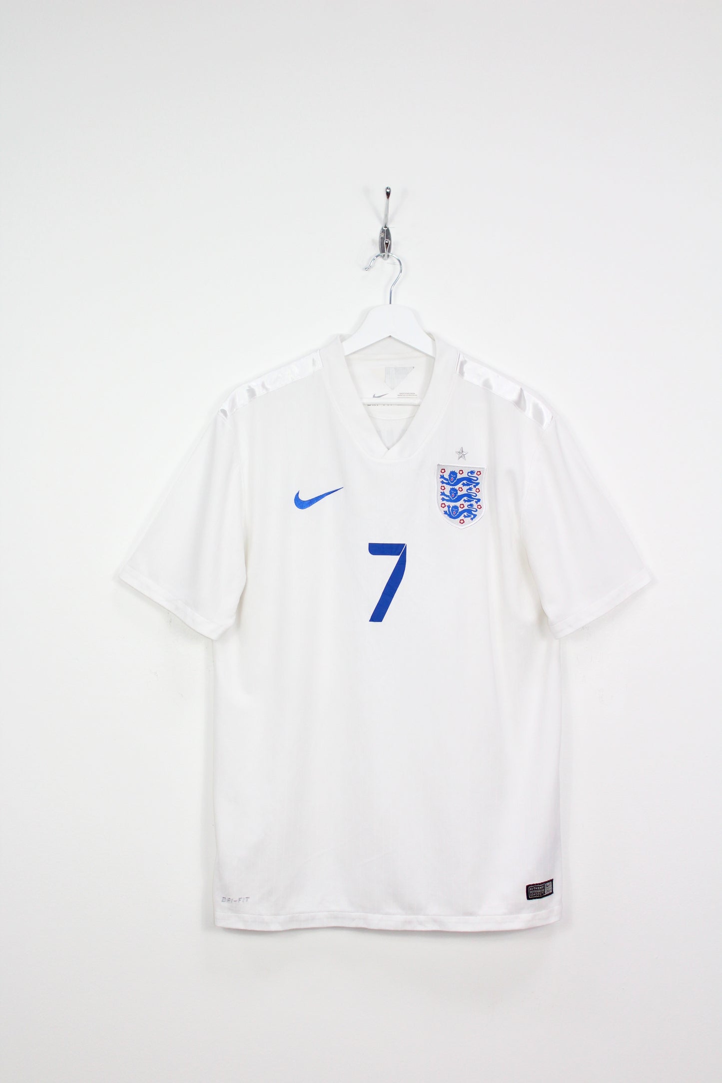 ENGLAND WORLD CUP 2014 NIKE HOME FOOTBALL SHIRT WILSHERE #7 LARGE