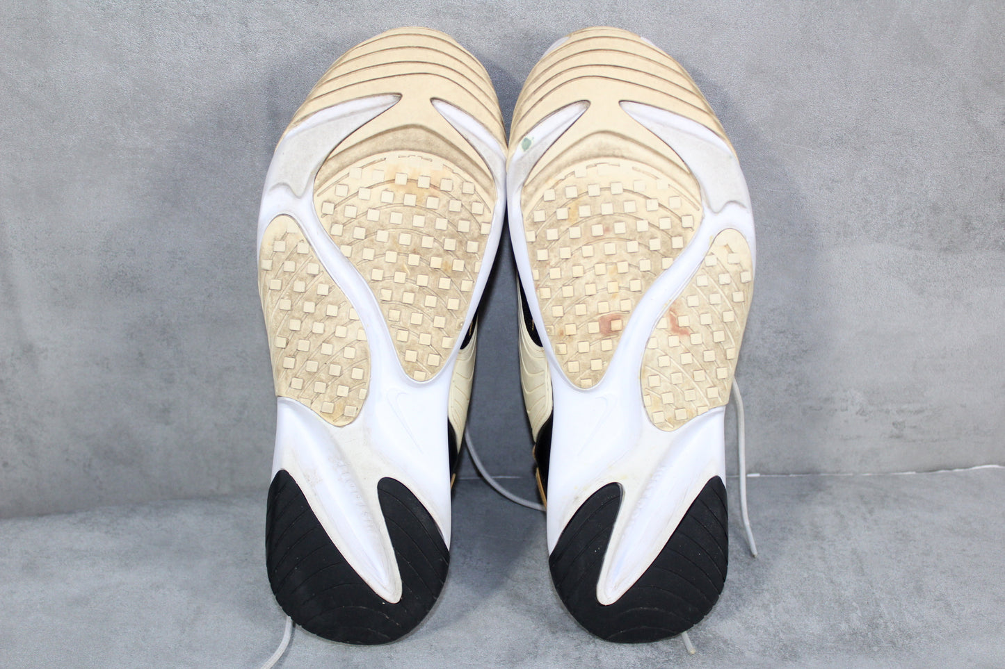 NIKE ZOOM 2K ICON CLASH BLACK-METALLIC GOLD TRAINERS SIZE UK 7