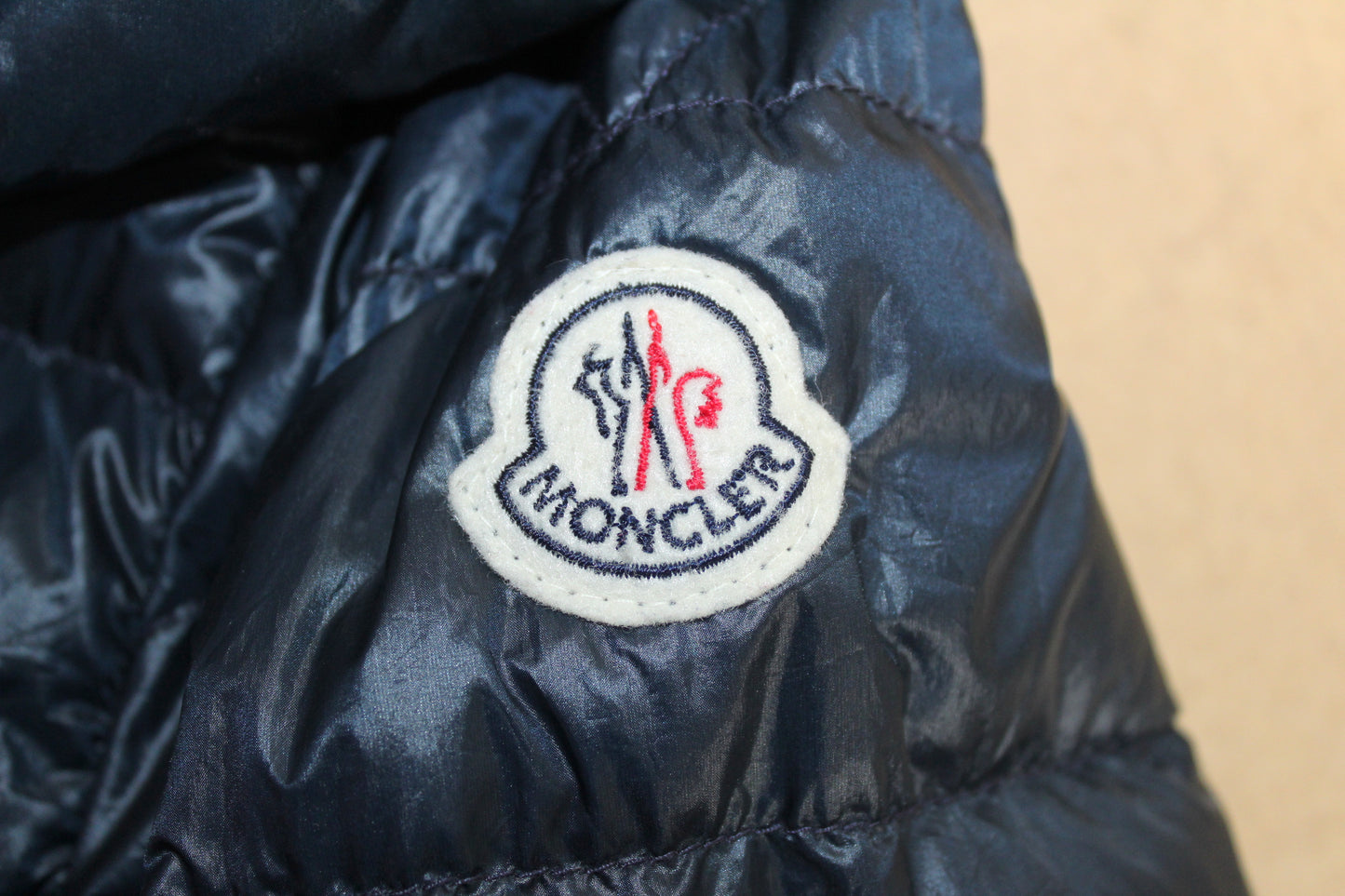 MONCLER ACORUS PUFFER DOWN JACKET MEDIUM