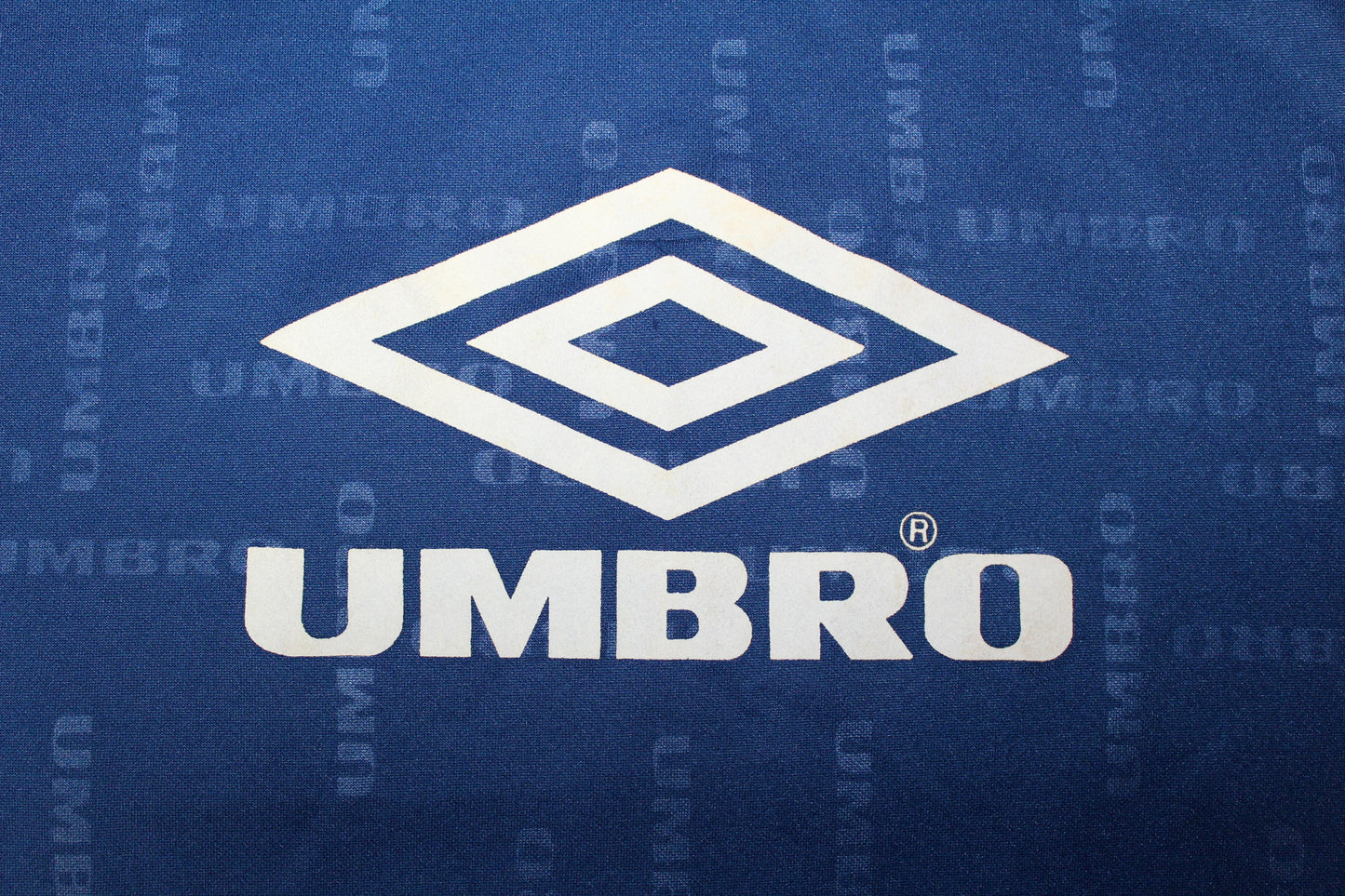 UMBRO 90'S VINTAGE TEMPLATE TRAINING FOOTBALL SHIRT LARGE